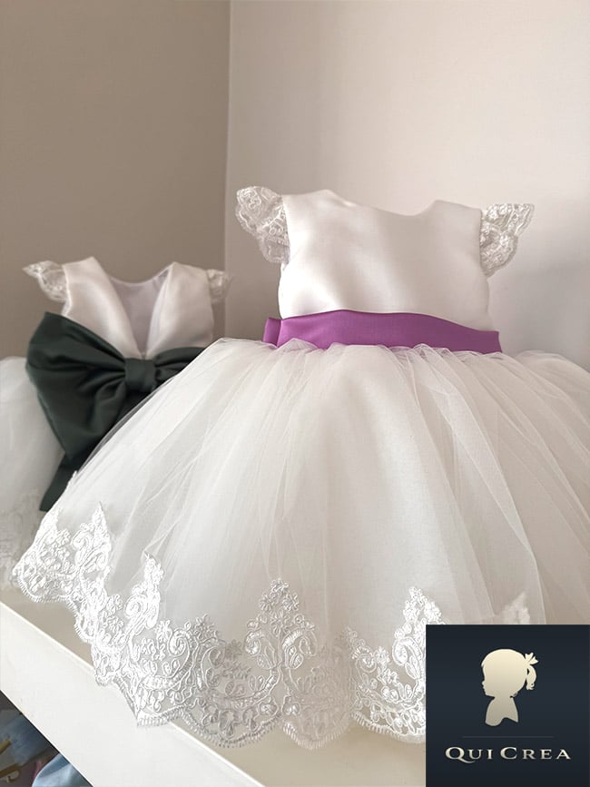 Abito Battesimo Bambina Elegante e Indimenticabile con Fiocco 3 Abito da battesimo bambina elegante con iocco rosa e dettagli in pizzo