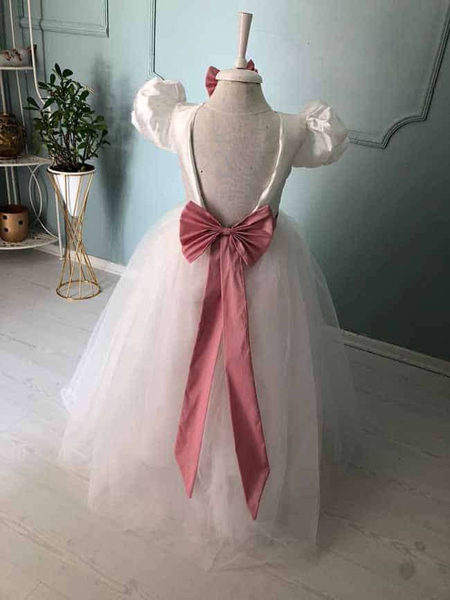Vestito a seta & tulle 2 Abito da damigella per bambina con scollo profondo