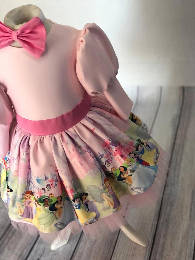 Vestito a Tema Principesse 3 Gonna voluminosa in tulle rosa del vestito principesse per bambina