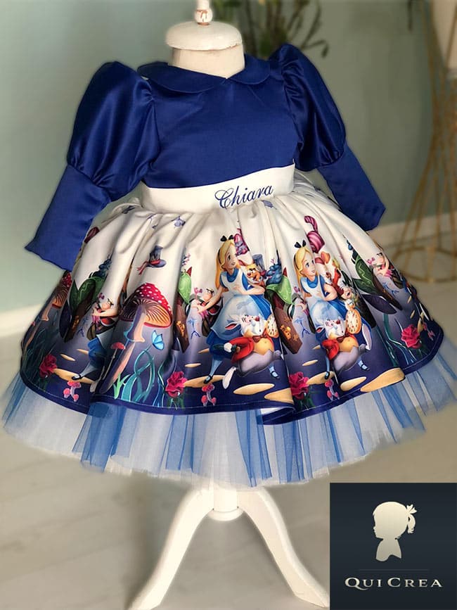 Vestito Alice nel Paese delle Meraviglie Bambina - Personalizzato 1 Vestito Alice nel Paese delle Meraviglie Bambina vista frontale